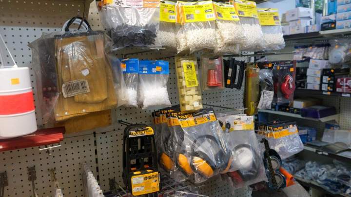Vente d'articles de bricolage à La Réunion
