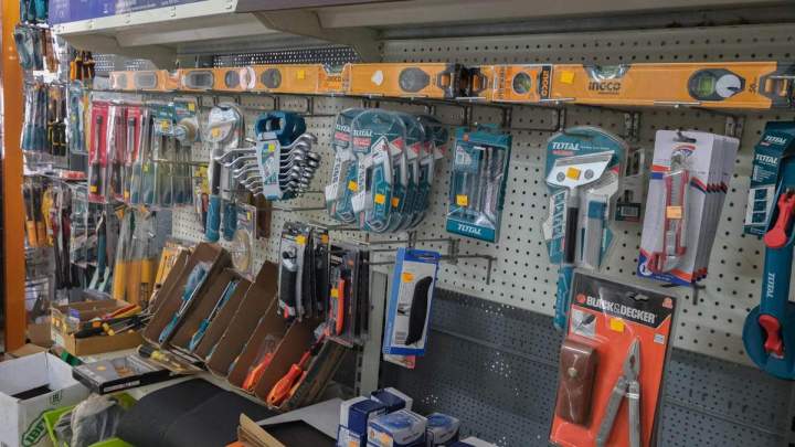 Vente d'articles de bricolage à La Réunion