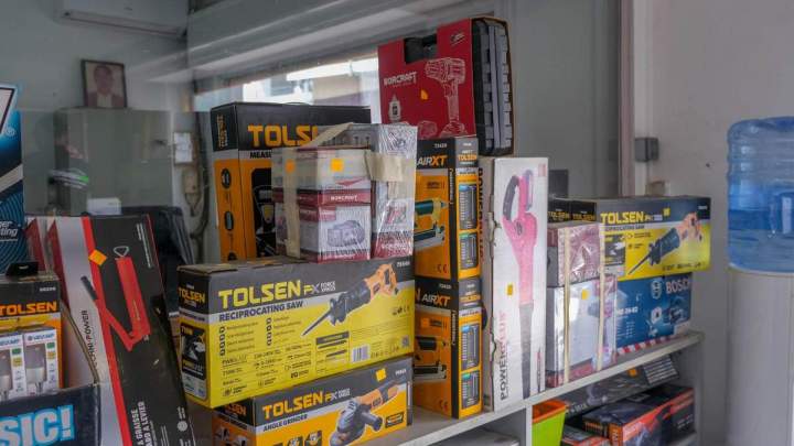 Vente d'articles de bricolage à La Réunion