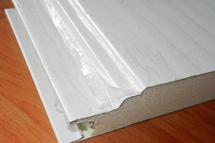 Vente de bois de construction à La Réunion