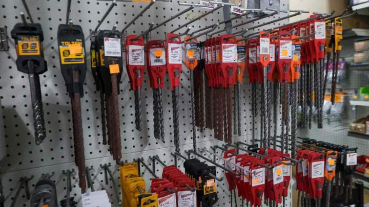Vente d'articles de bricolage à La Réunion