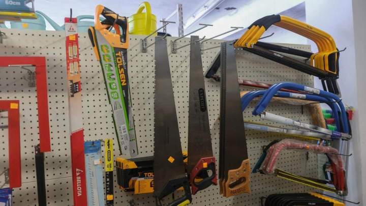 Vente d'articles de bricolage à La Réunion