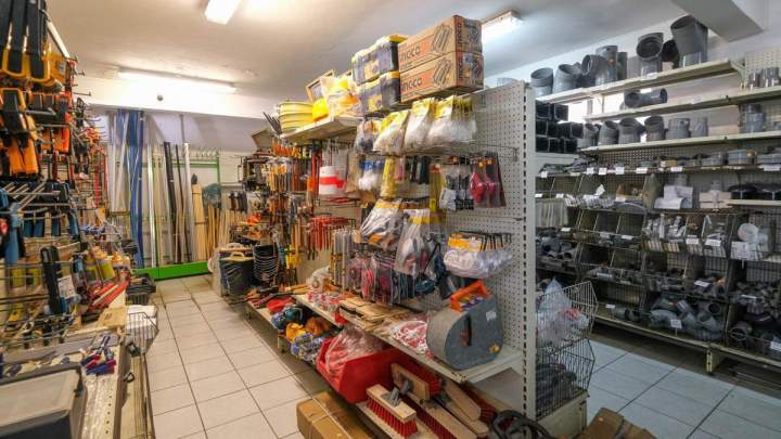 Vente d'articles de bricolage à La Réunion