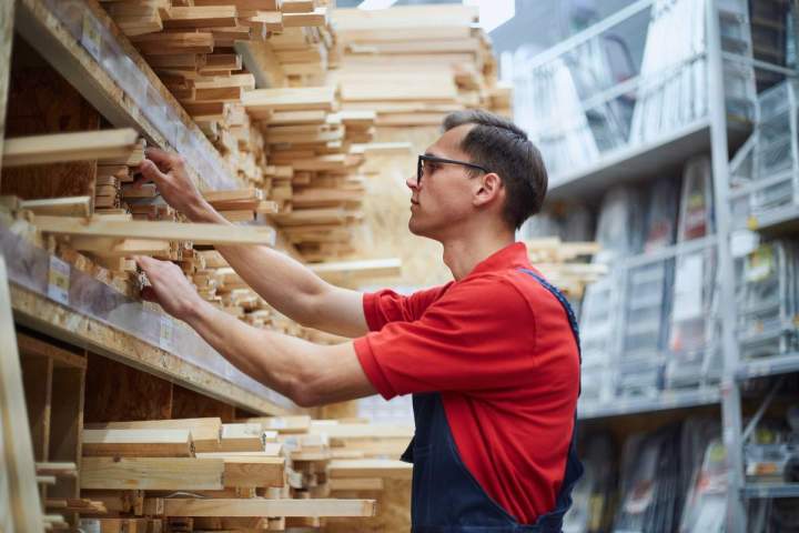 Fourniture de bois pour bâtiment à La Réunion